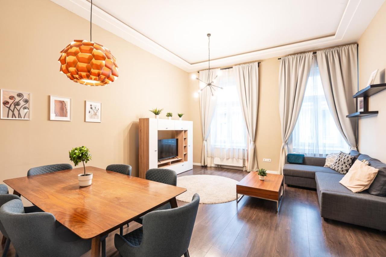 Spacious Luxury Apartment At The Heart Of בודפשט מראה חיצוני תמונה